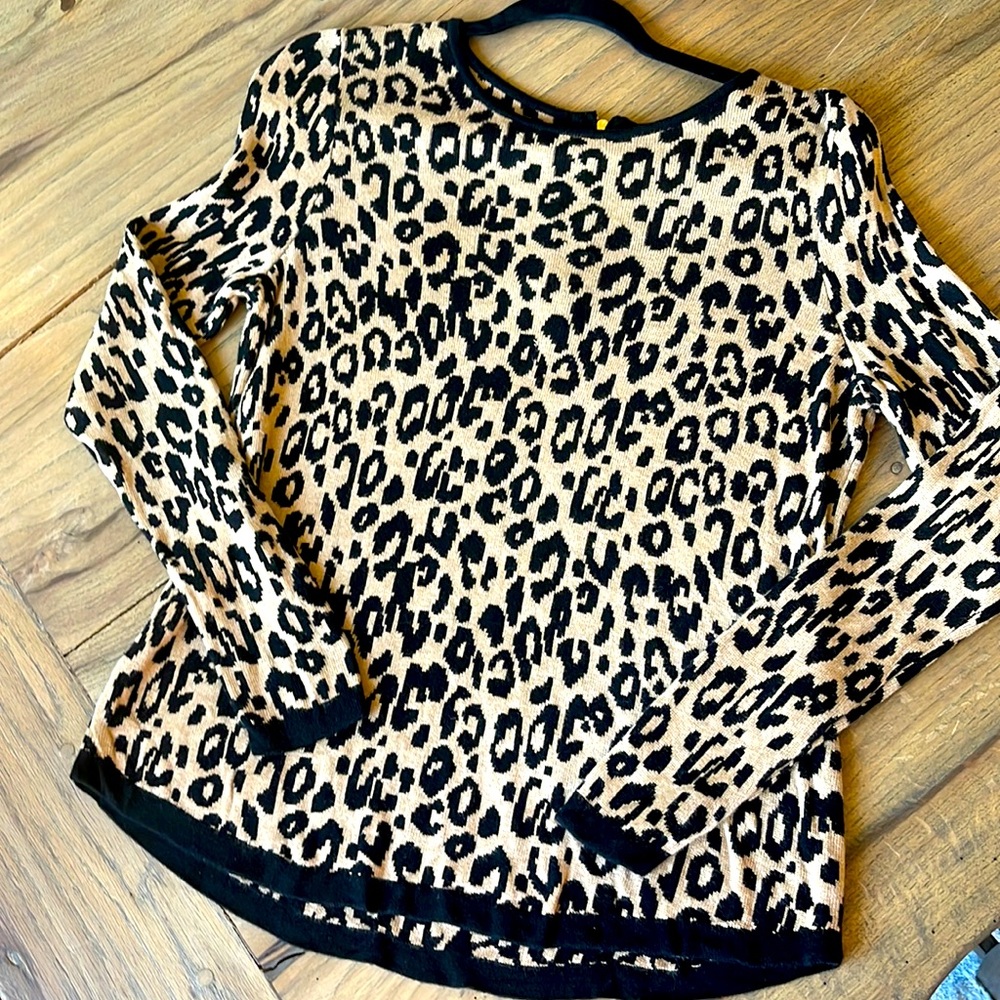 Chicos super soft lightweight sweater